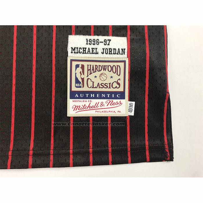 Maglia Chicago Bulls Michael Jordan No 23 Autentico 1996-97 Nero